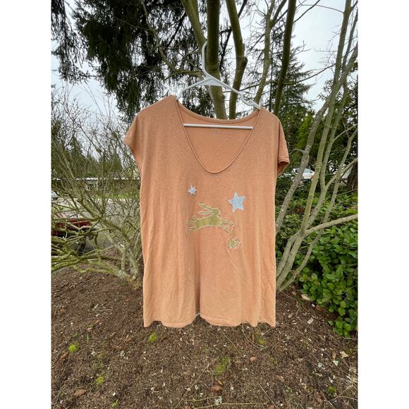Upcycled Large Rabbit T-Shirt - Picture 4 of 6